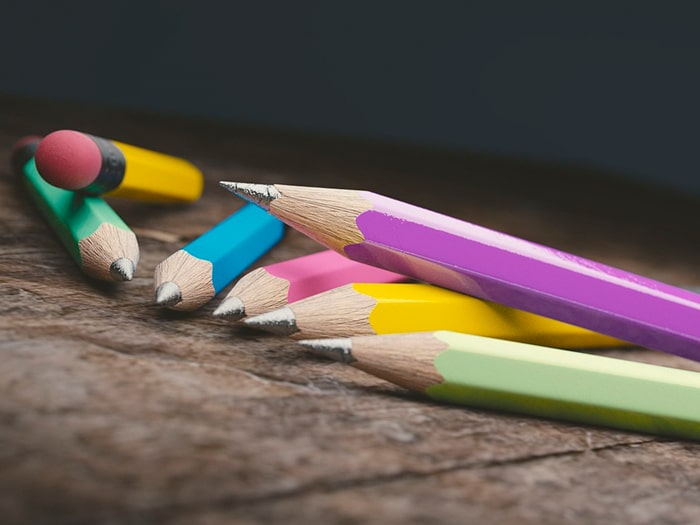 escritora de colores, escribir