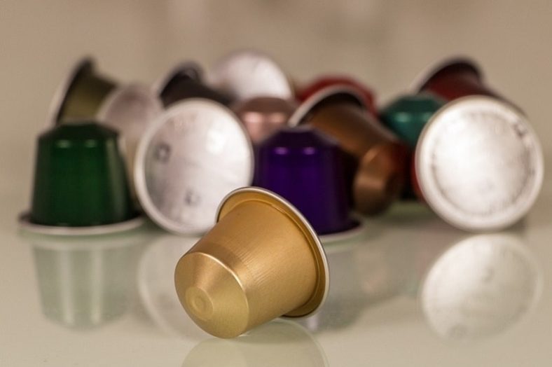 plásticos en packaging, cápsulas café